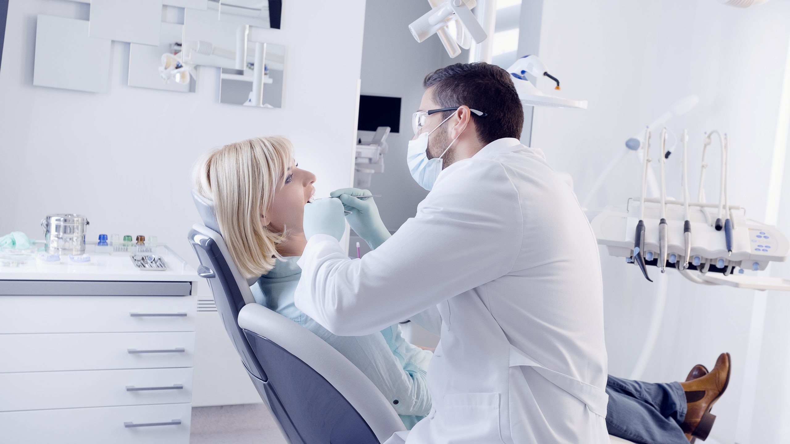 Dentist in Los Alamitos, CA